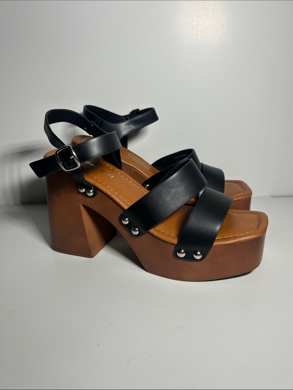 Madden Girl Black Strappy Platform Sandals with Brown Platform